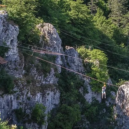 빌라 Inna Maruzini